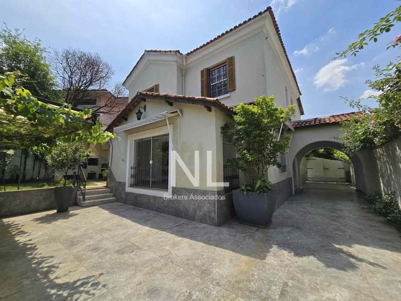 CASA – PACAEMBU – VERDE – VISTA – TRANQUILA – HORTA