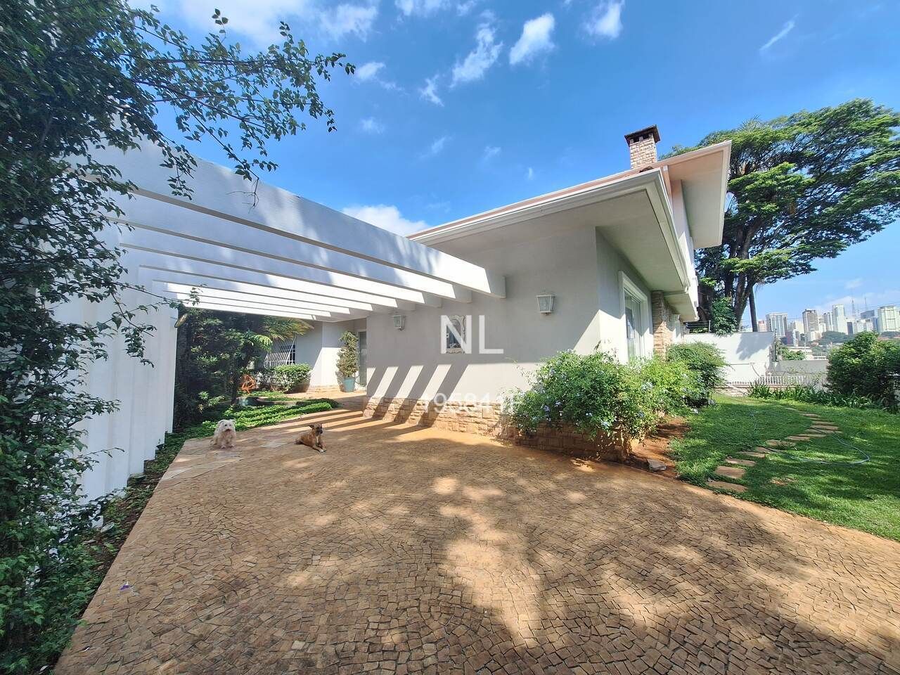 CASA – PACAEMBU – ASSINADA – JÓIA RARA