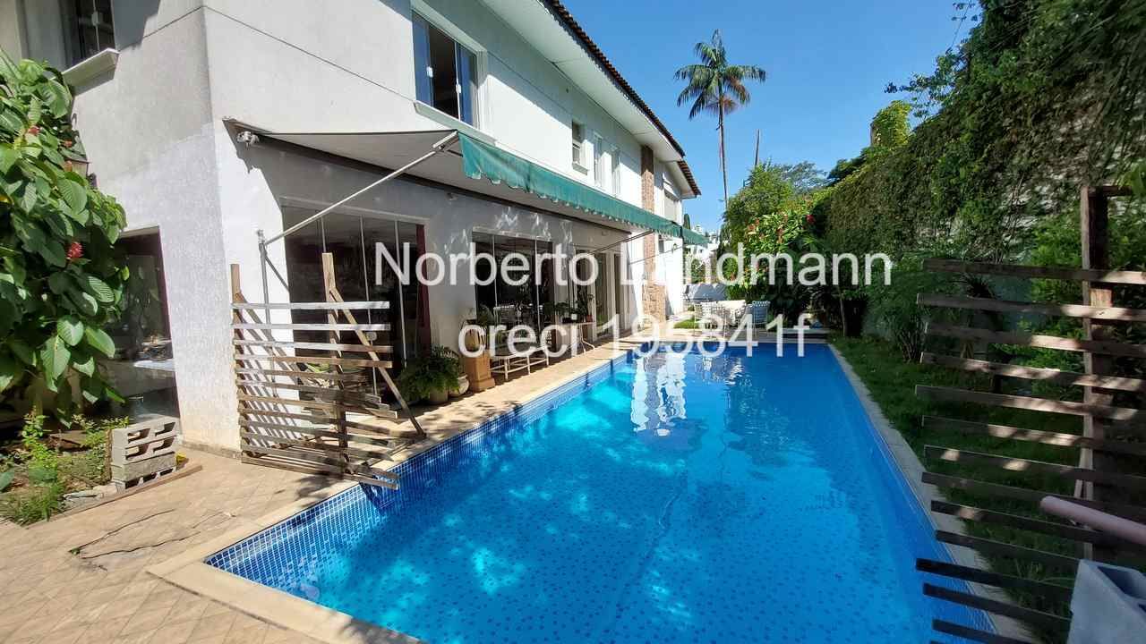 CASA – PACAEMBU – MAJESTOSA – VASTA ÁREA VERDE – PISCINA