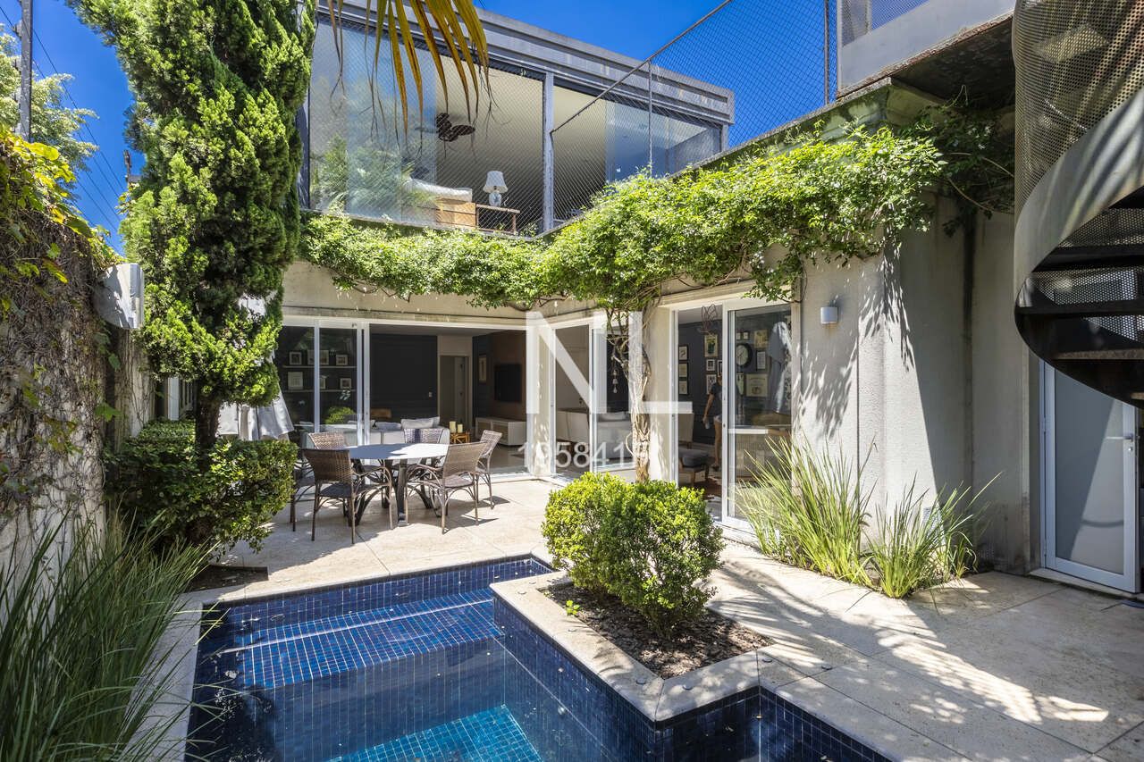 CASA – PACAEMBU – MODERNA – SOFISTICADA – PISCINA – ÁREA GOURMET – VISTA