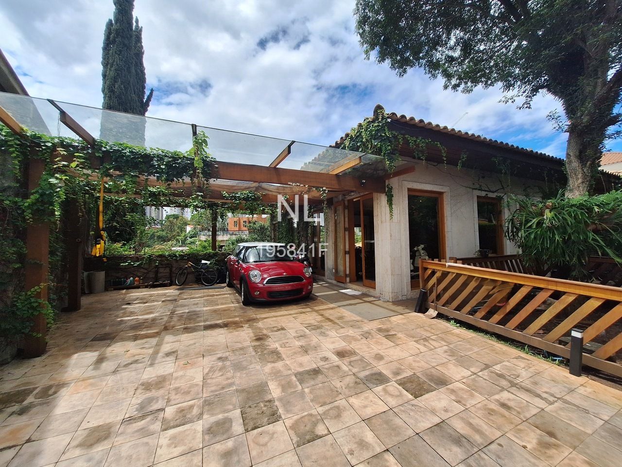 CASA – SUMARÉ – PROJETO E BEM ESTAR – PISCINA – JARDIM