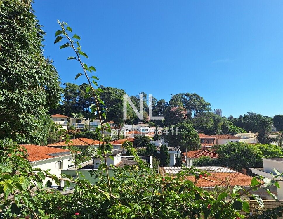 CASA – PACAEMBU – RUA TRANQUILA – ARBORIZADA – PISCINA – GOURMET
