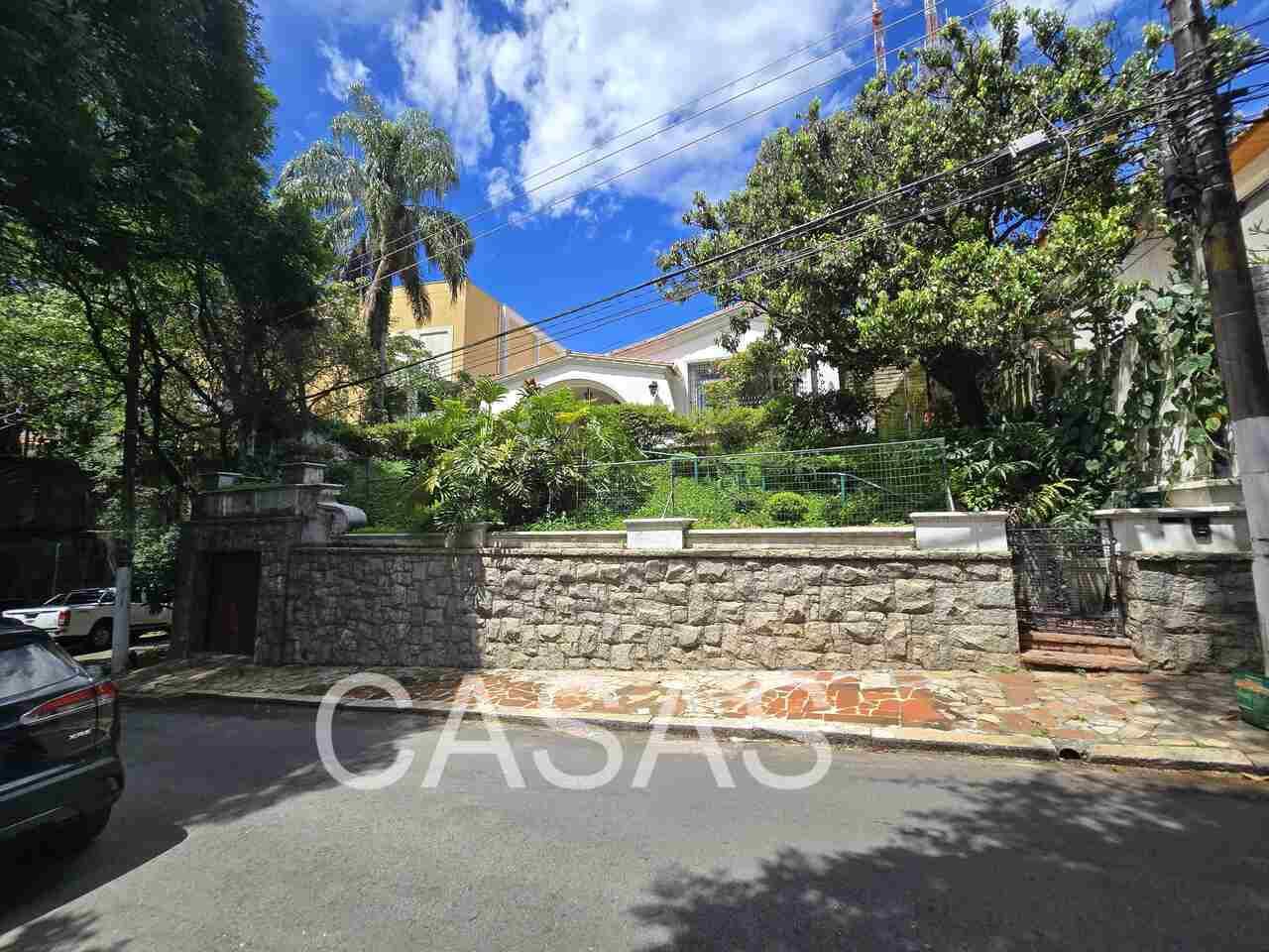 CASA – SUMARÉ – TÉRREA – 3x0x1 – ARBORIZADA – LOCAL – SEGURA