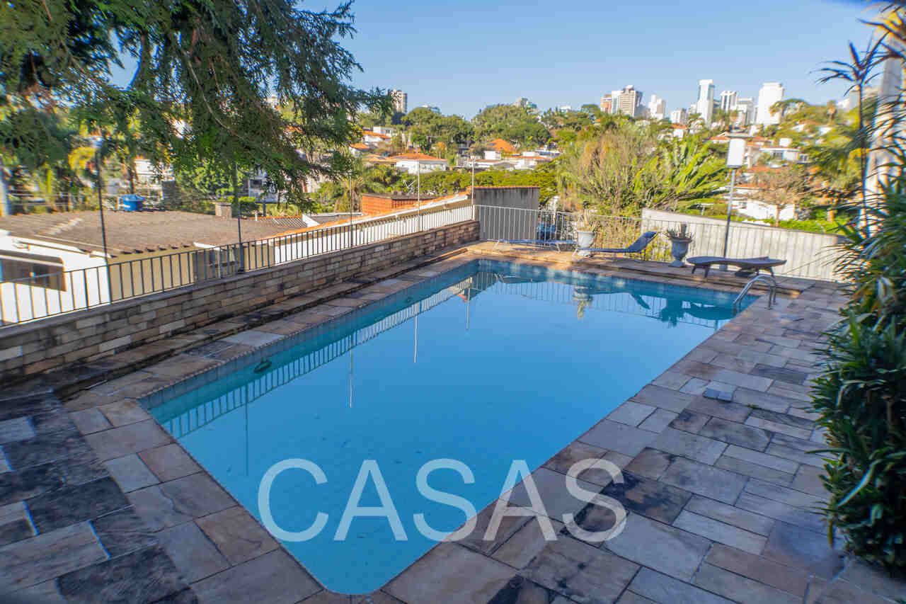 CASA – PACAEMBU – 4 SUÍTES – 690m² – PISCINA – VISTA – RUA TRANQUILA e SEGURA – 6089